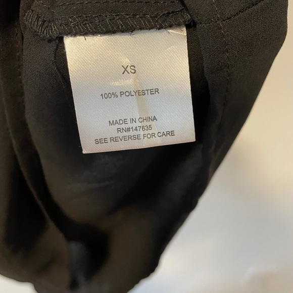 Romeo + Juliet Couture Black Sheer Tunic Blouse - Picture 8 of 12